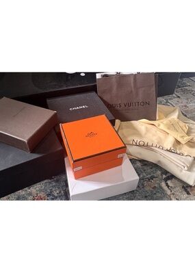 Large Lot Boxes, Bags and Dustbags